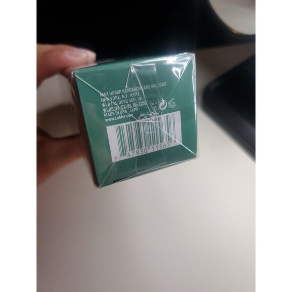 LA MER The Hydrating Infused Emulsion 4.2 oz (125 ml) Skincare NEW & SEALED - Picture 3 of 5